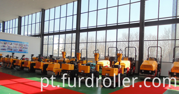 vibratory road roller